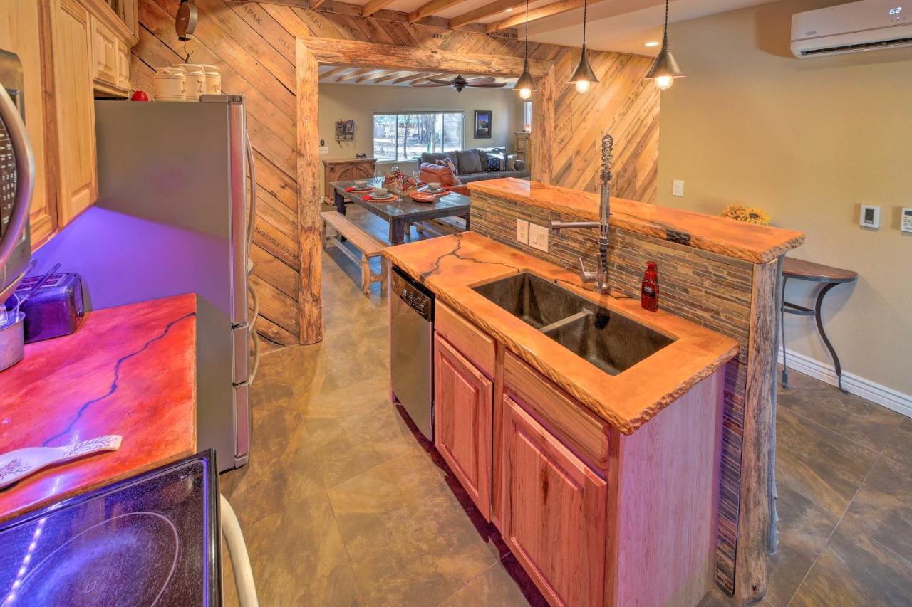 Cozy Cabin Retreat With Patio And Fenced Yard Payson Exteriör bild